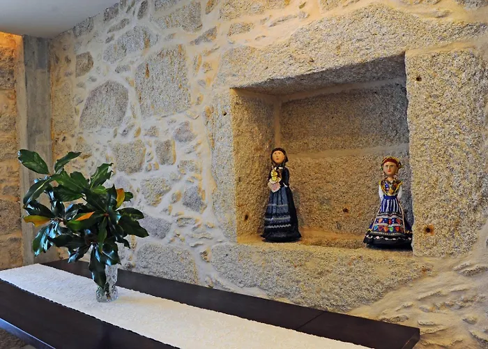 Alminhas Da Mindua Vitorino dos Piães