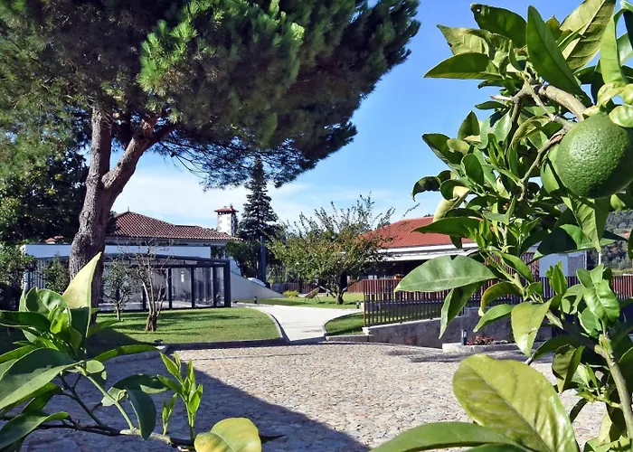 Alminhas Da Mindua Hotel